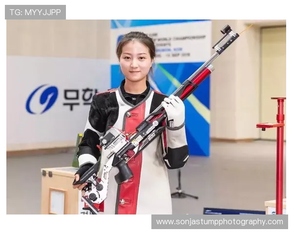 史梦瑶每天5点起床练枪，手机里连个购物软件都没有